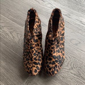 Sam Edelman 7.5 woman’s heel!